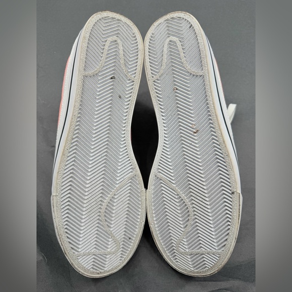 EUC Nike White Rose Whisper Court Legacy Sneakers - Picture 11 of 12